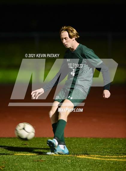 Thumbnail 2 in Wethersfield vs. Guilford (CIAC Class L Semifinal) photogallery.
