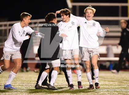 Thumbnail 3 in Wethersfield vs. Guilford (CIAC Class L Semifinal) photogallery.