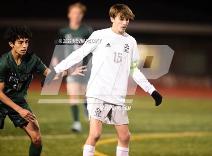 Thumbnail 1 in Wethersfield vs. Guilford (CIAC Class L Semifinal) photogallery.