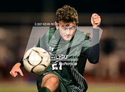Thumbnail 3 in Wethersfield vs. Guilford (CIAC Class L Semifinal) photogallery.
