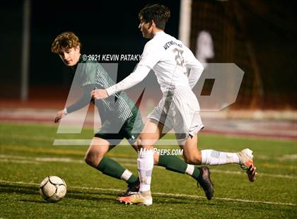 Thumbnail 1 in Wethersfield vs. Guilford (CIAC Class L Semifinal) photogallery.