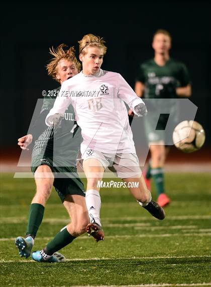 Thumbnail 1 in Wethersfield vs. Guilford (CIAC Class L Semifinal) photogallery.