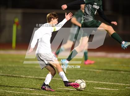 Thumbnail 1 in Wethersfield vs. Guilford (CIAC Class L Semifinal) photogallery.