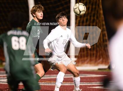 Thumbnail 1 in Wethersfield vs. Guilford (CIAC Class L Semifinal) photogallery.