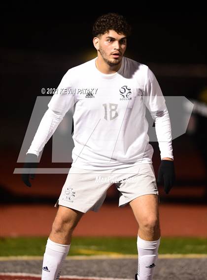 Thumbnail 1 in Wethersfield vs. Guilford (CIAC Class L Semifinal) photogallery.