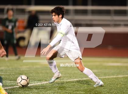 Thumbnail 2 in Wethersfield vs. Guilford (CIAC Class L Semifinal) photogallery.