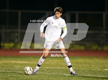 Thumbnail 1 in Wethersfield vs. Guilford (CIAC Class L Semifinal) photogallery.