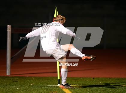 Thumbnail 2 in Wethersfield vs. Guilford (CIAC Class L Semifinal) photogallery.