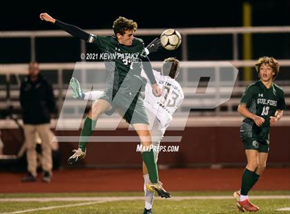 Thumbnail 3 in Wethersfield vs. Guilford (CIAC Class L Semifinal) photogallery.