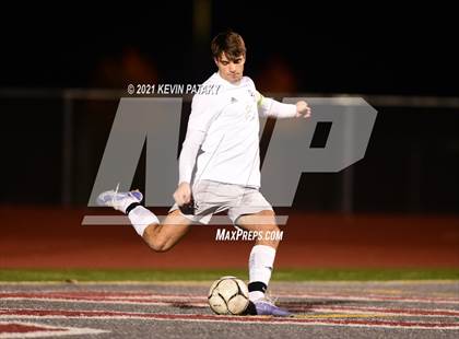 Thumbnail 2 in Wethersfield vs. Guilford (CIAC Class L Semifinal) photogallery.