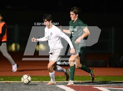 Thumbnail 3 in Wethersfield vs. Guilford (CIAC Class L Semifinal) photogallery.
