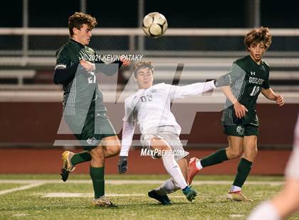 Thumbnail 2 in Wethersfield vs. Guilford (CIAC Class L Semifinal) photogallery.