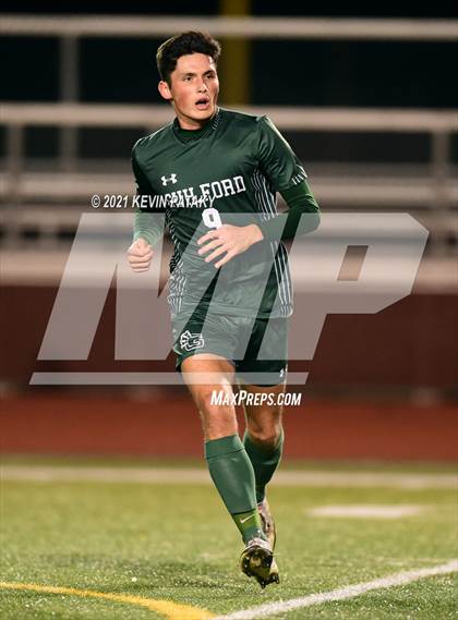 Thumbnail 3 in Wethersfield vs. Guilford (CIAC Class L Semifinal) photogallery.