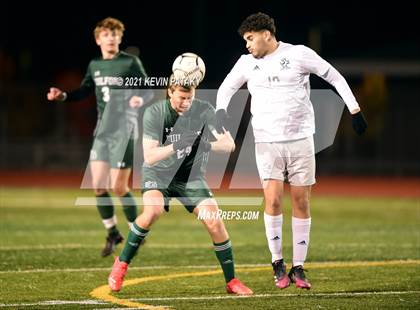 Thumbnail 3 in Wethersfield vs. Guilford (CIAC Class L Semifinal) photogallery.