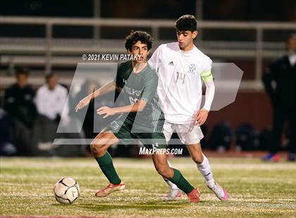 Thumbnail 1 in Wethersfield vs. Guilford (CIAC Class L Semifinal) photogallery.