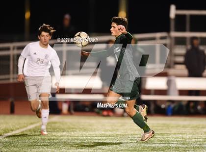 Thumbnail 2 in Wethersfield vs. Guilford (CIAC Class L Semifinal) photogallery.