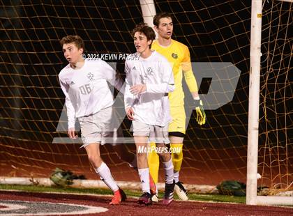 Thumbnail 2 in Wethersfield vs. Guilford (CIAC Class L Semifinal) photogallery.