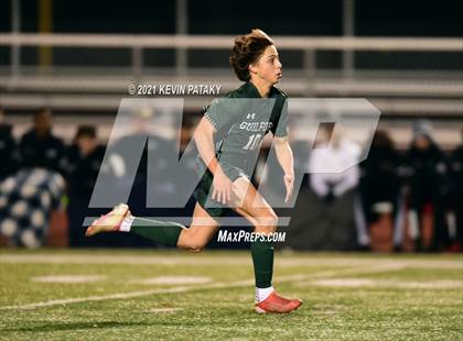 Thumbnail 1 in Wethersfield vs. Guilford (CIAC Class L Semifinal) photogallery.