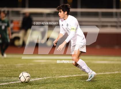 Thumbnail 3 in Wethersfield vs. Guilford (CIAC Class L Semifinal) photogallery.