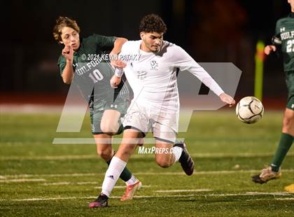 Thumbnail 2 in Wethersfield vs. Guilford (CIAC Class L Semifinal) photogallery.