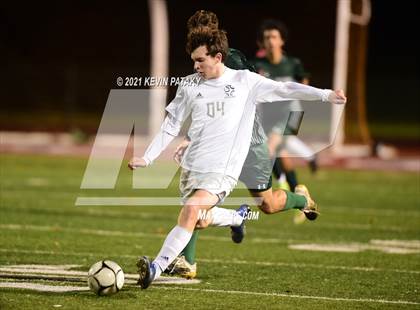 Thumbnail 1 in Wethersfield vs. Guilford (CIAC Class L Semifinal) photogallery.