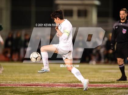 Thumbnail 1 in Wethersfield vs. Guilford (CIAC Class L Semifinal) photogallery.