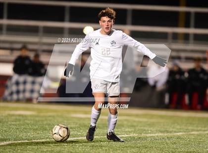 Thumbnail 2 in Wethersfield vs. Guilford (CIAC Class L Semifinal) photogallery.