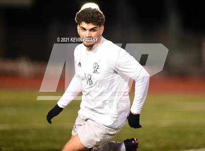 Thumbnail 2 in Wethersfield vs. Guilford (CIAC Class L Semifinal) photogallery.