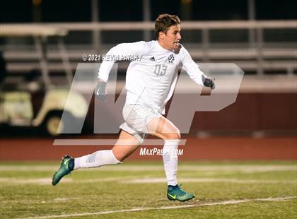 Thumbnail 3 in Wethersfield vs. Guilford (CIAC Class L Semifinal) photogallery.