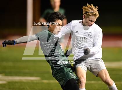 Thumbnail 3 in Wethersfield vs. Guilford (CIAC Class L Semifinal) photogallery.