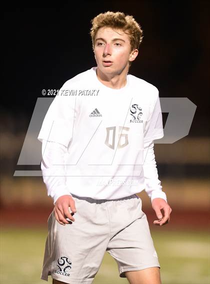 Thumbnail 2 in Wethersfield vs. Guilford (CIAC Class L Semifinal) photogallery.