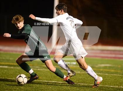 Thumbnail 3 in Wethersfield vs. Guilford (CIAC Class L Semifinal) photogallery.