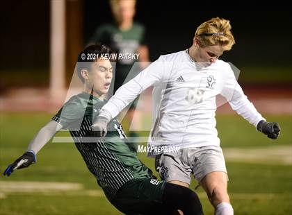 Thumbnail 1 in Wethersfield vs. Guilford (CIAC Class L Semifinal) photogallery.