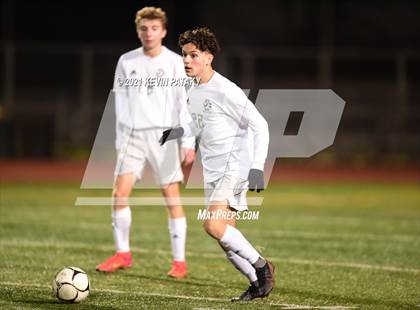 Thumbnail 2 in Wethersfield vs. Guilford (CIAC Class L Semifinal) photogallery.