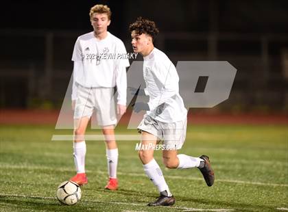 Thumbnail 1 in Wethersfield vs. Guilford (CIAC Class L Semifinal) photogallery.