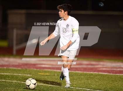 Thumbnail 1 in Wethersfield vs. Guilford (CIAC Class L Semifinal) photogallery.