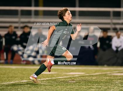 Thumbnail 3 in Wethersfield vs. Guilford (CIAC Class L Semifinal) photogallery.