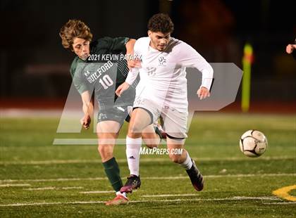 Thumbnail 1 in Wethersfield vs. Guilford (CIAC Class L Semifinal) photogallery.