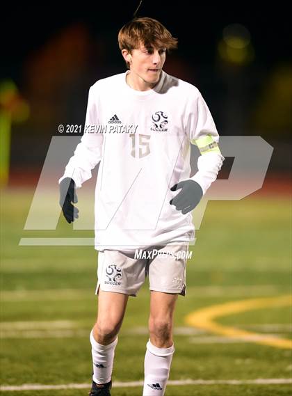 Thumbnail 1 in Wethersfield vs. Guilford (CIAC Class L Semifinal) photogallery.