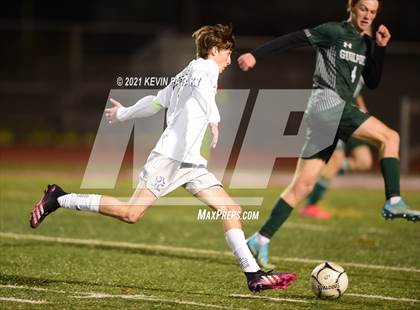 Thumbnail 3 in Wethersfield vs. Guilford (CIAC Class L Semifinal) photogallery.