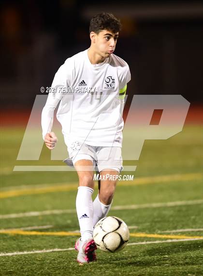 Thumbnail 1 in Wethersfield vs. Guilford (CIAC Class L Semifinal) photogallery.