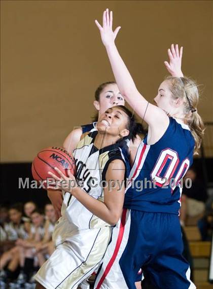 Thumbnail 3 in Beyer @ Enochs photogallery.