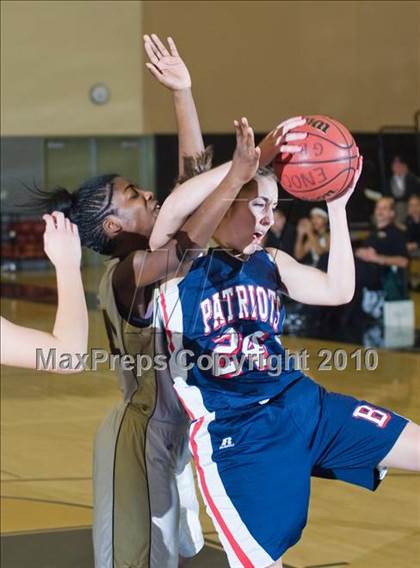 Thumbnail 3 in Beyer @ Enochs photogallery.