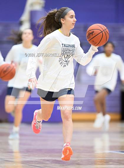Thumbnail 1 in Tallmadge @ Barberton photogallery.