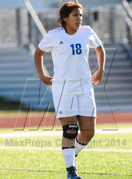 Thumbnail 2 in Wylie vs South Garland (Wylie ISD Winter Classic) photogallery.