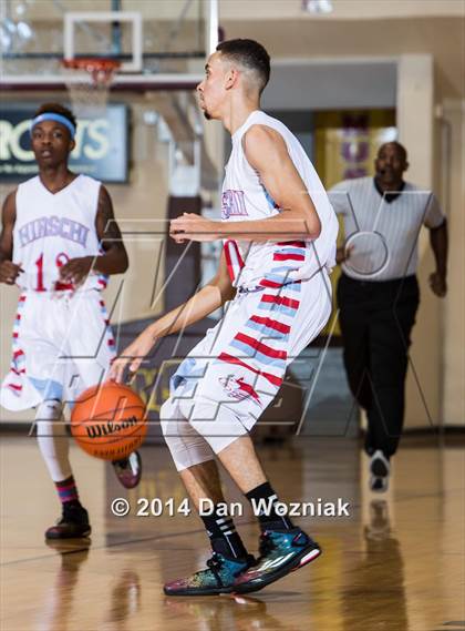 Thumbnail 3 in Grapevine Faith Christian vs. Hirschi (Fantasy of Lights) photogallery.