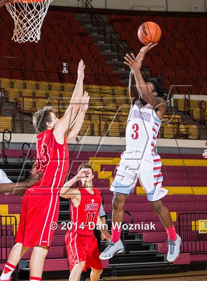 Thumbnail 3 in Grapevine Faith Christian vs. Hirschi (Fantasy of Lights) photogallery.