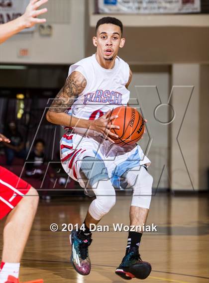 Thumbnail 1 in Grapevine Faith Christian vs. Hirschi (Fantasy of Lights) photogallery.