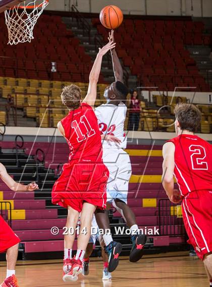 Thumbnail 3 in Grapevine Faith Christian vs. Hirschi (Fantasy of Lights) photogallery.