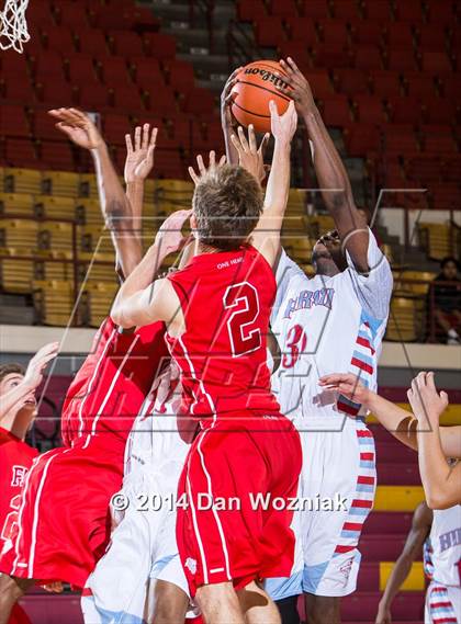 Thumbnail 2 in Grapevine Faith Christian vs. Hirschi (Fantasy of Lights) photogallery.